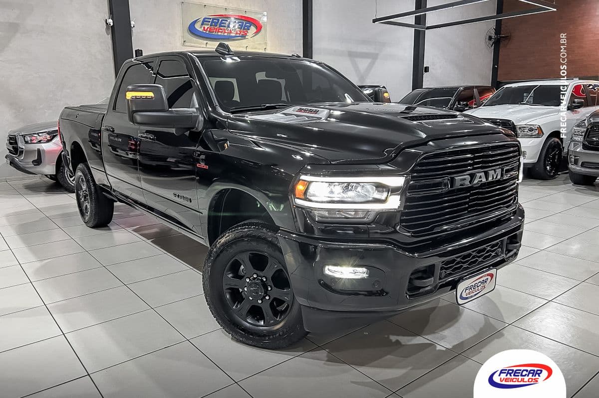 RAM 2500 Night Edition Turbo Diesel