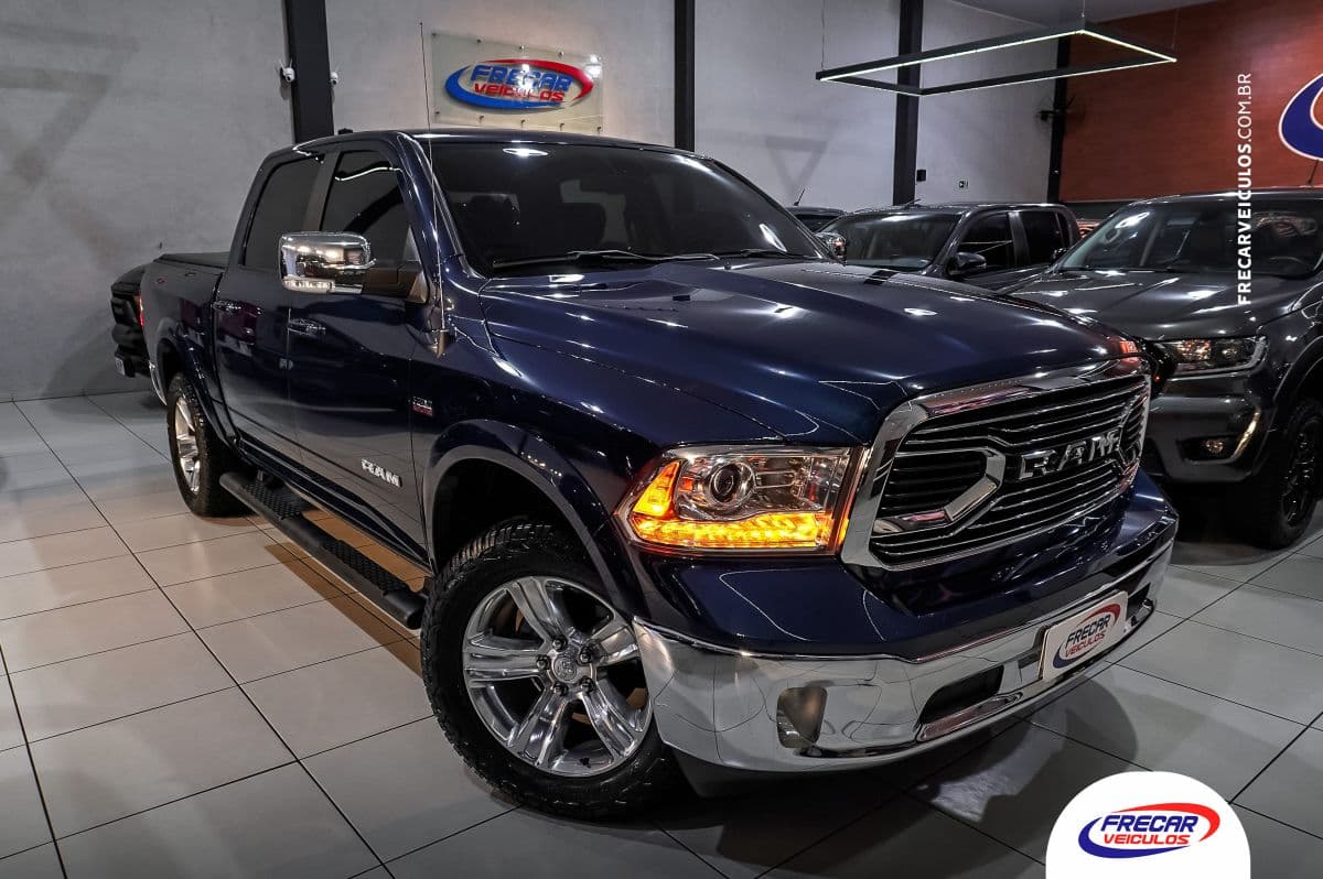 RAM Classic Laramie 5.7 V8