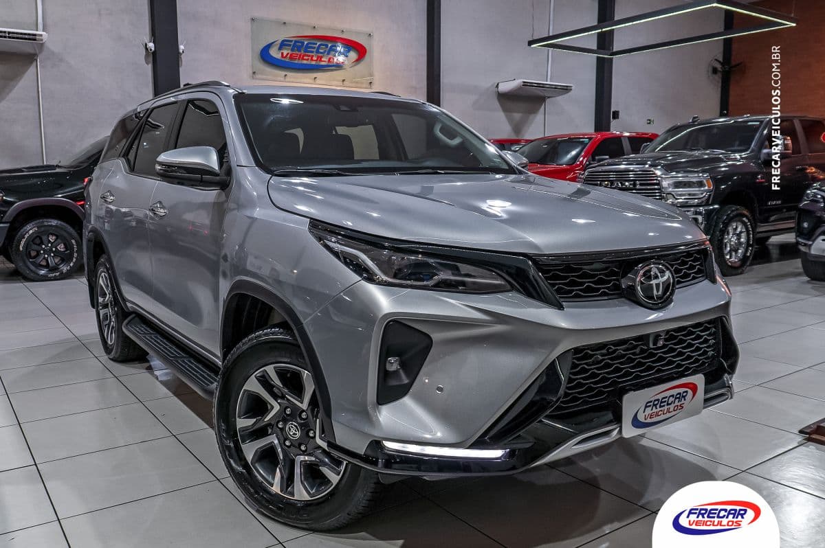 Hilux SW4 SRX Platinum 2.8 T.D.I 4x4 Aut