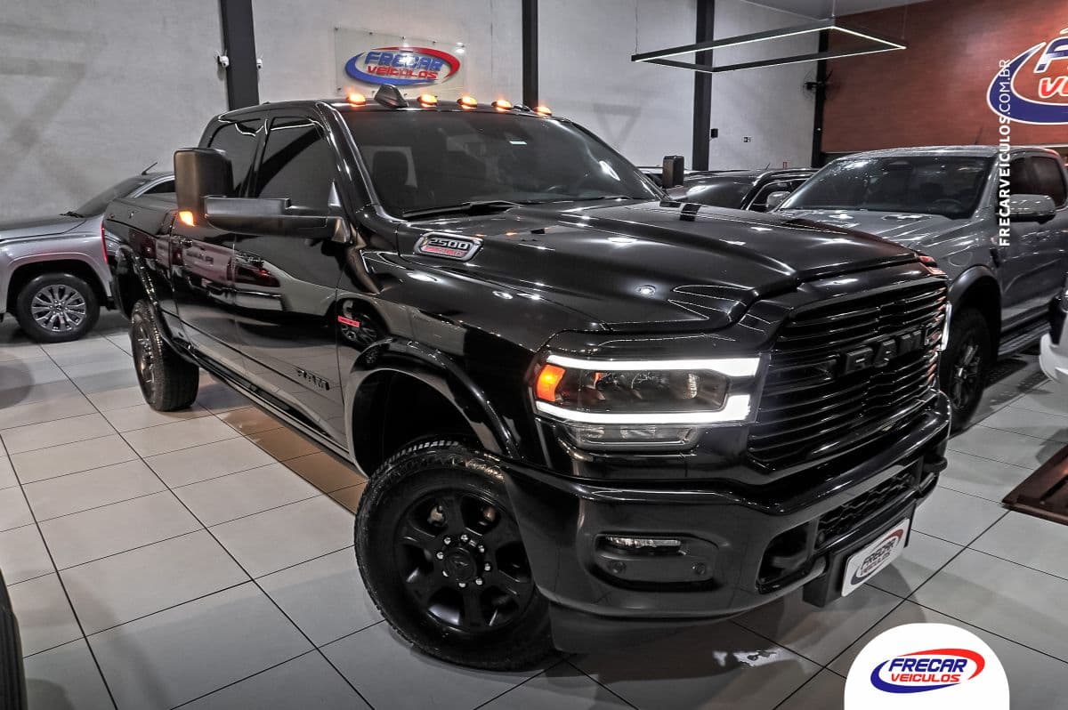 RAM 2500 Night Edition Turbo Diesel