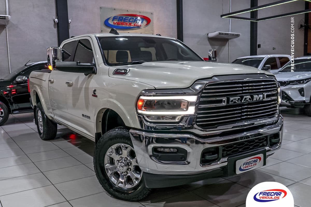 RAM 3500 Laramie Turbo Diesel