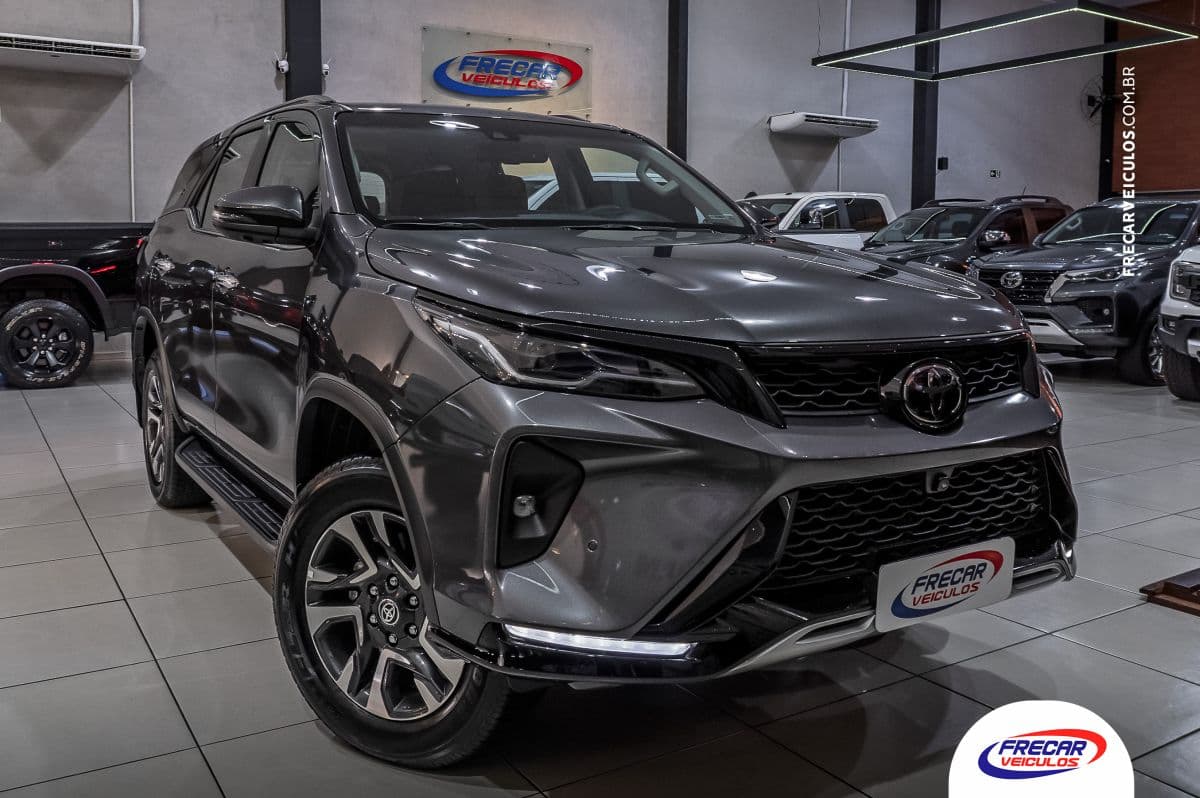 Hilux SW4 SRX Platinum 2.8 T.D.I 4x4 Aut