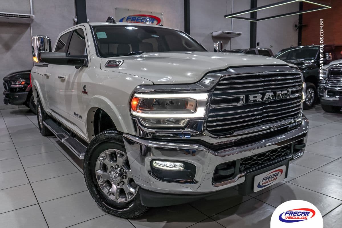 RAM 3500 Laramie Turbo Diesel