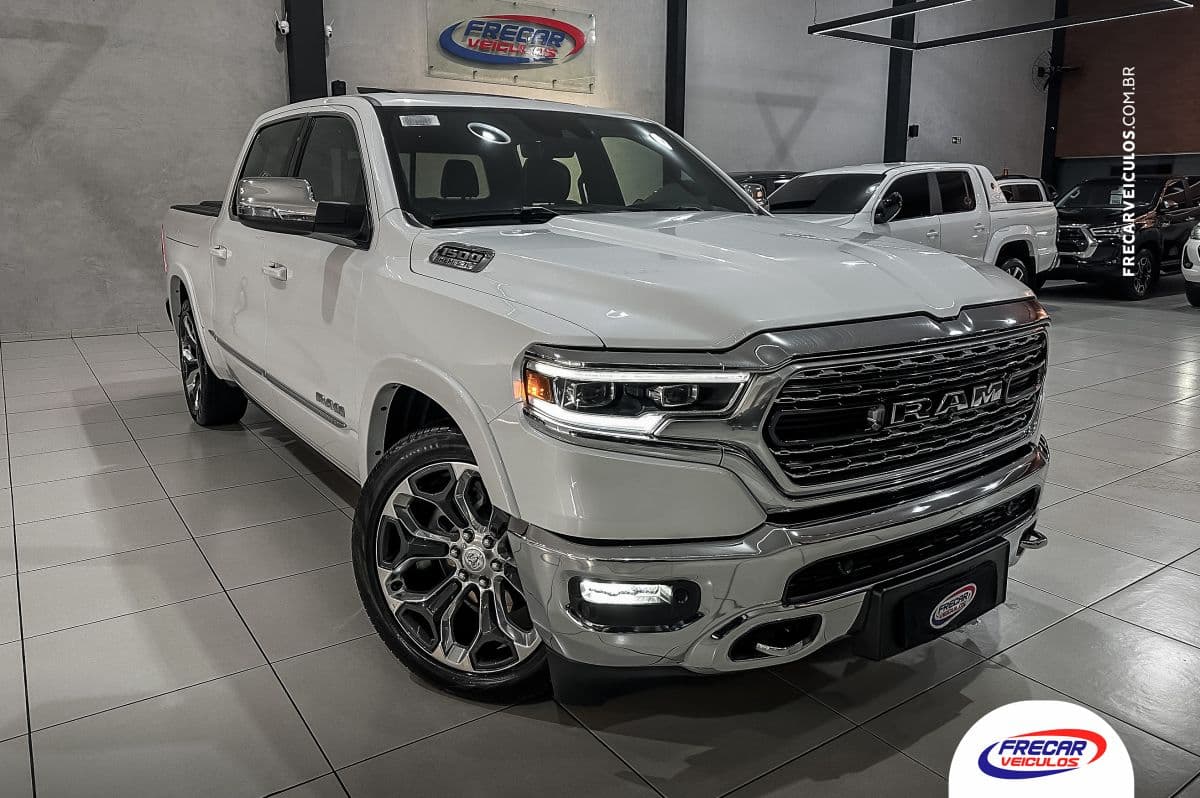 Ram 1500 Limited 5.7 V8