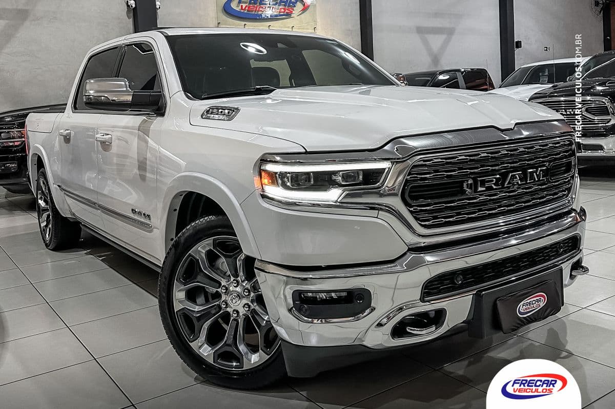 Ram 1500 Limited 5.7 V8