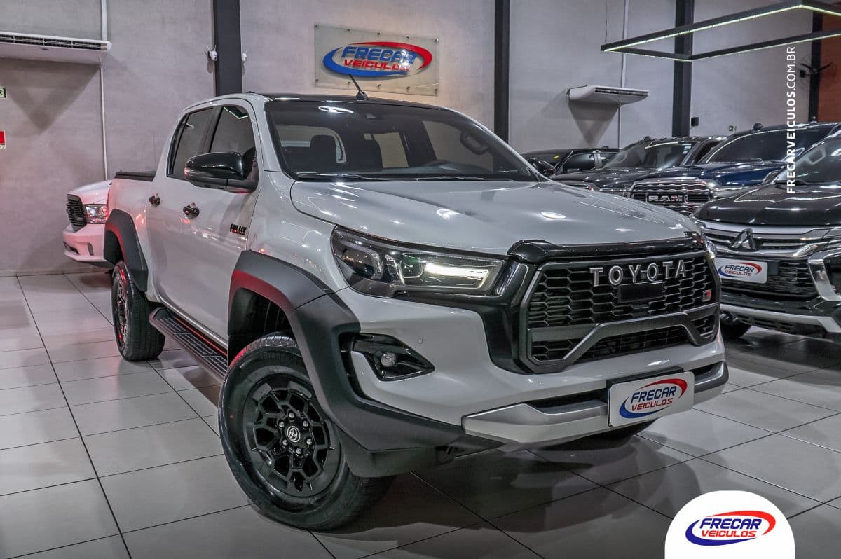 Hilux GR-S 2.8 4x4 Aut.