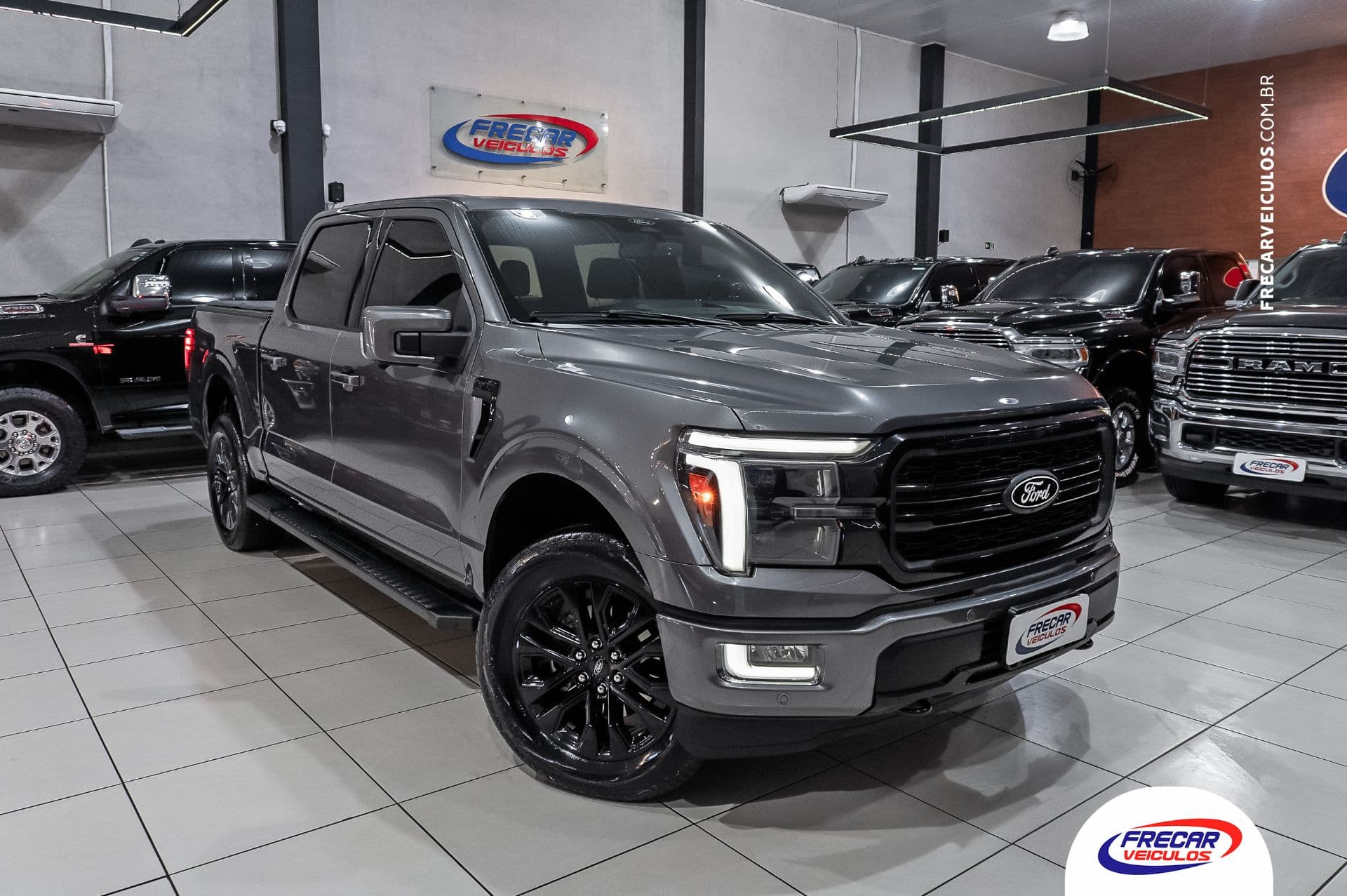 Ford F-150 Lariat Black 5.0 V8