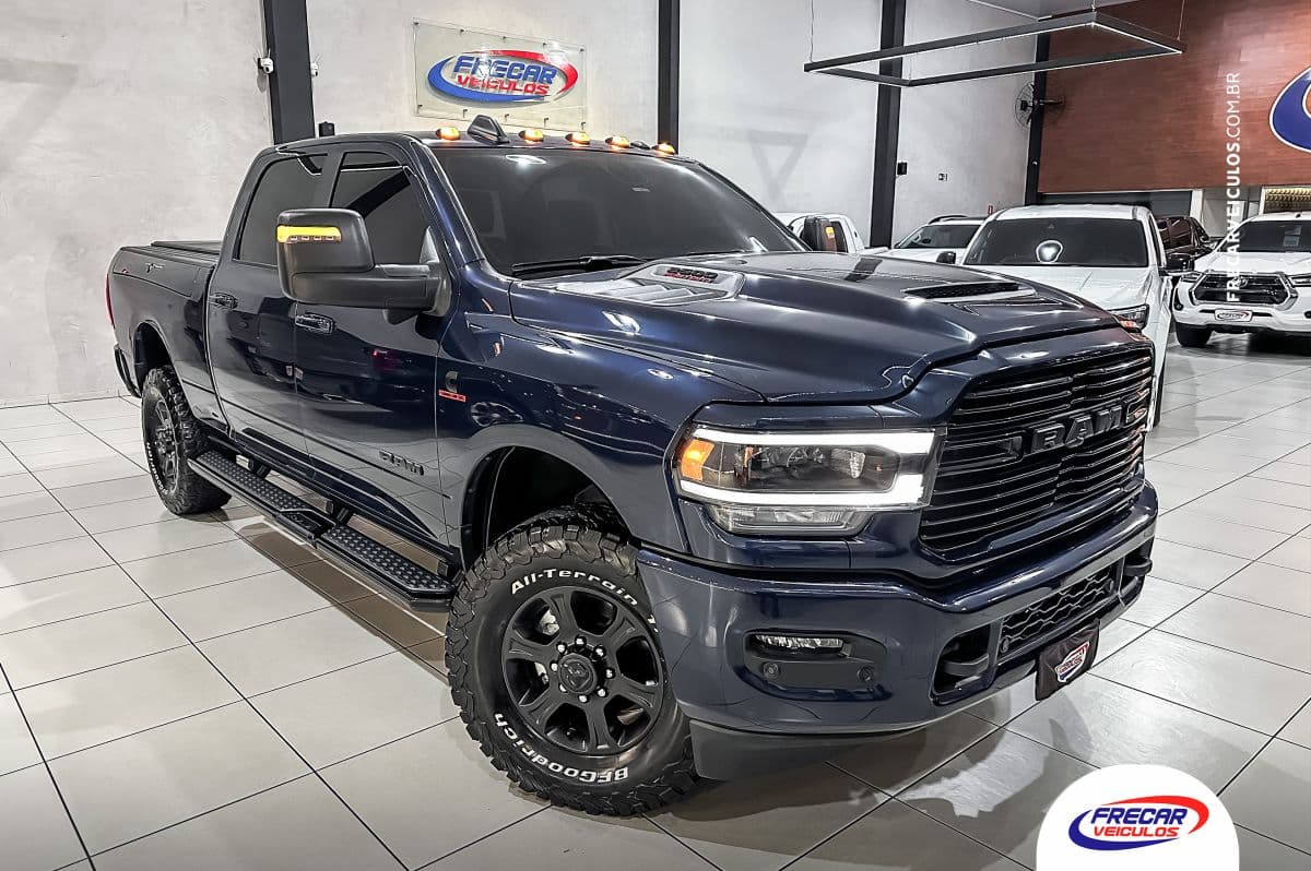 RAM 2500 Night Edition Turbo Diesel