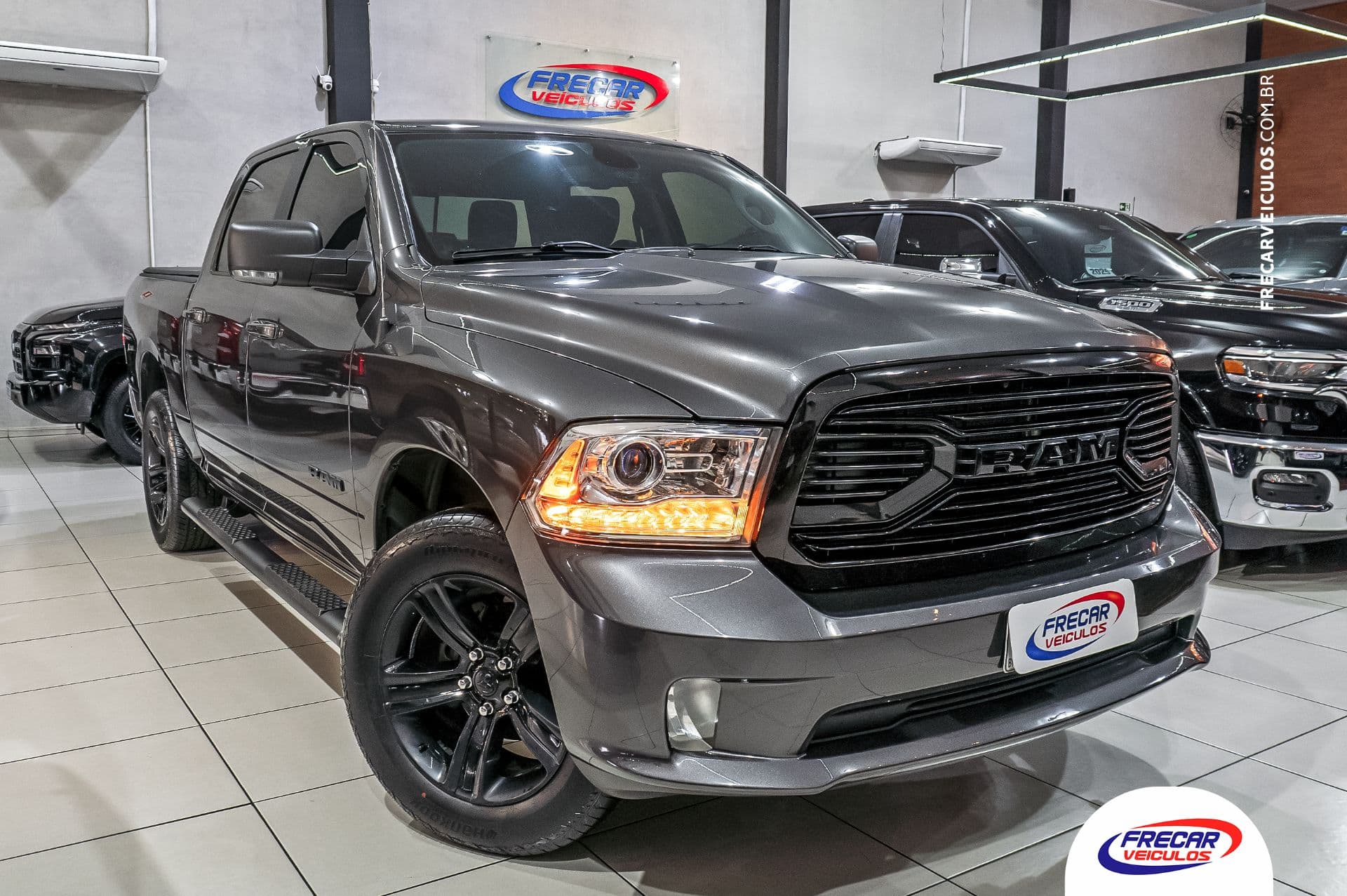 RAM Classic Night Edition 5.7 V8
