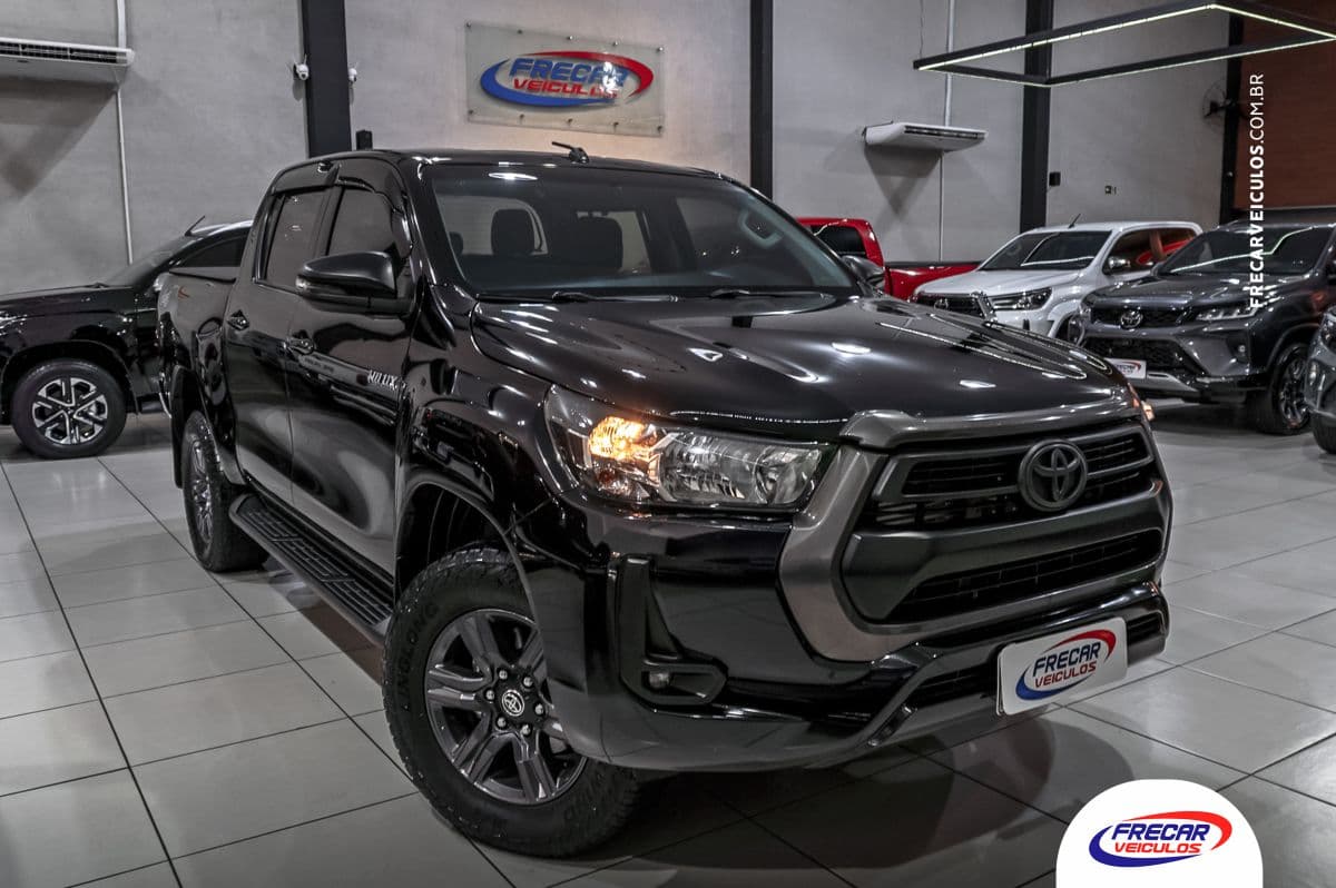 Hilux SR 2.8 4x4 Aut.