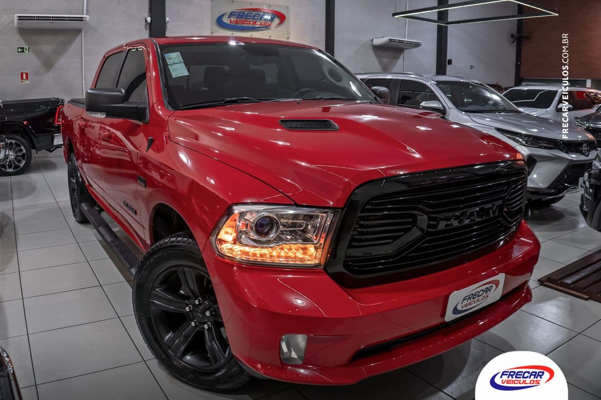 Ram Classic Night Edition 5.7 V8