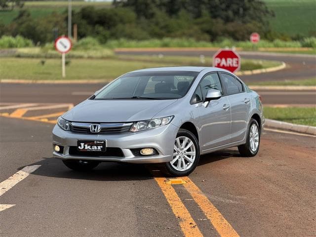 Civic Sedan LXS 1.8/1.8 Flex 16V Aut. 4p