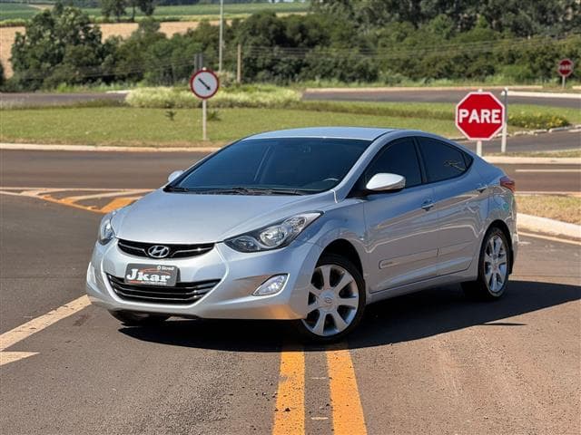 Elantra GLS 1.8 16V Aut.