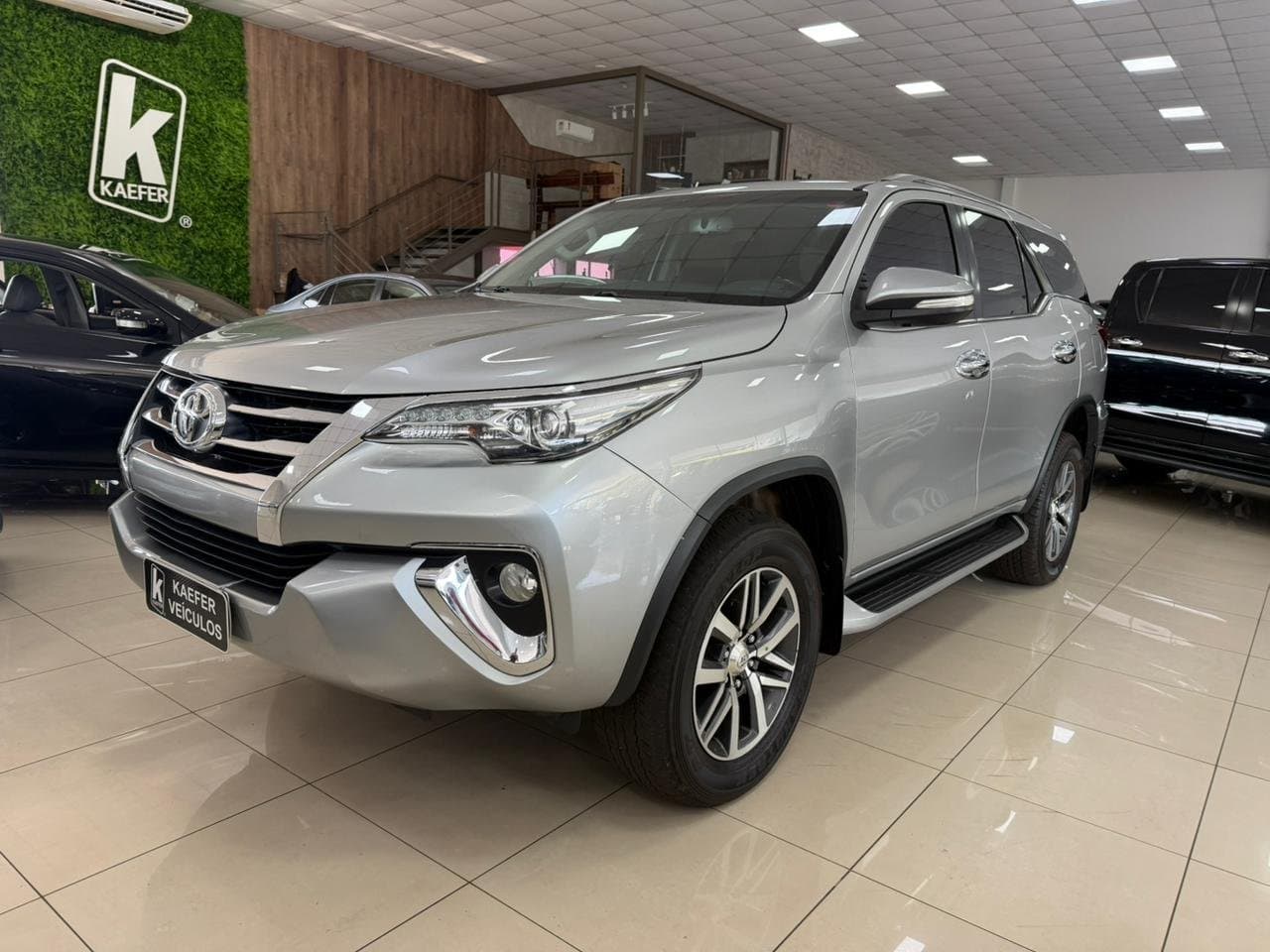 HILUX SW4
