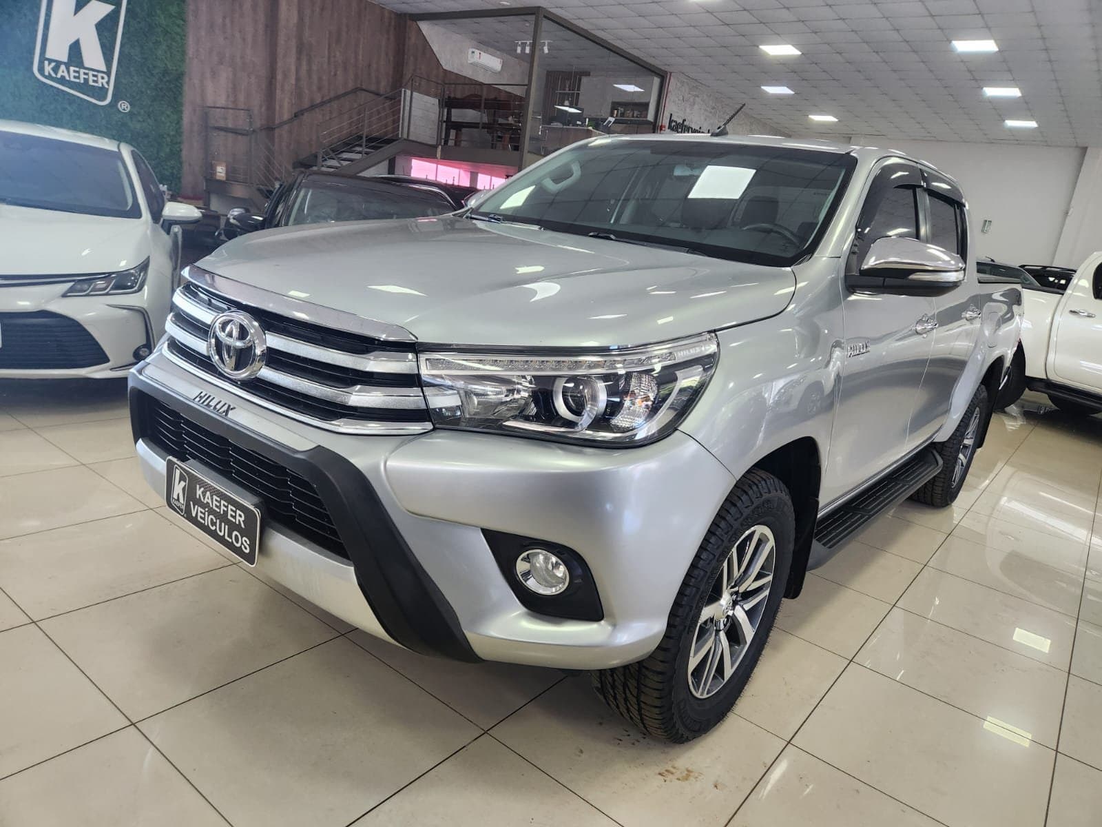 HILUX SRX