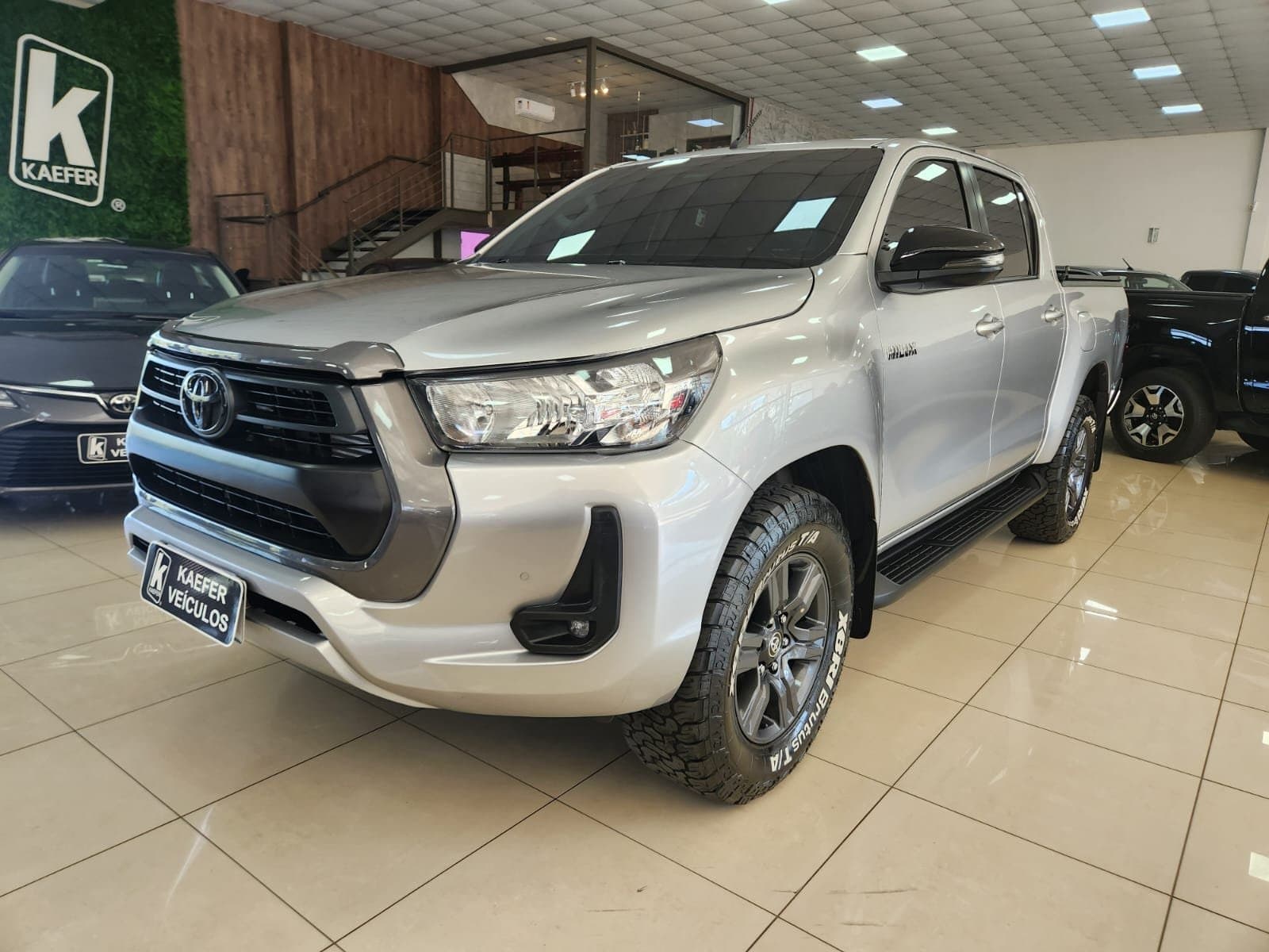 HILUX SR