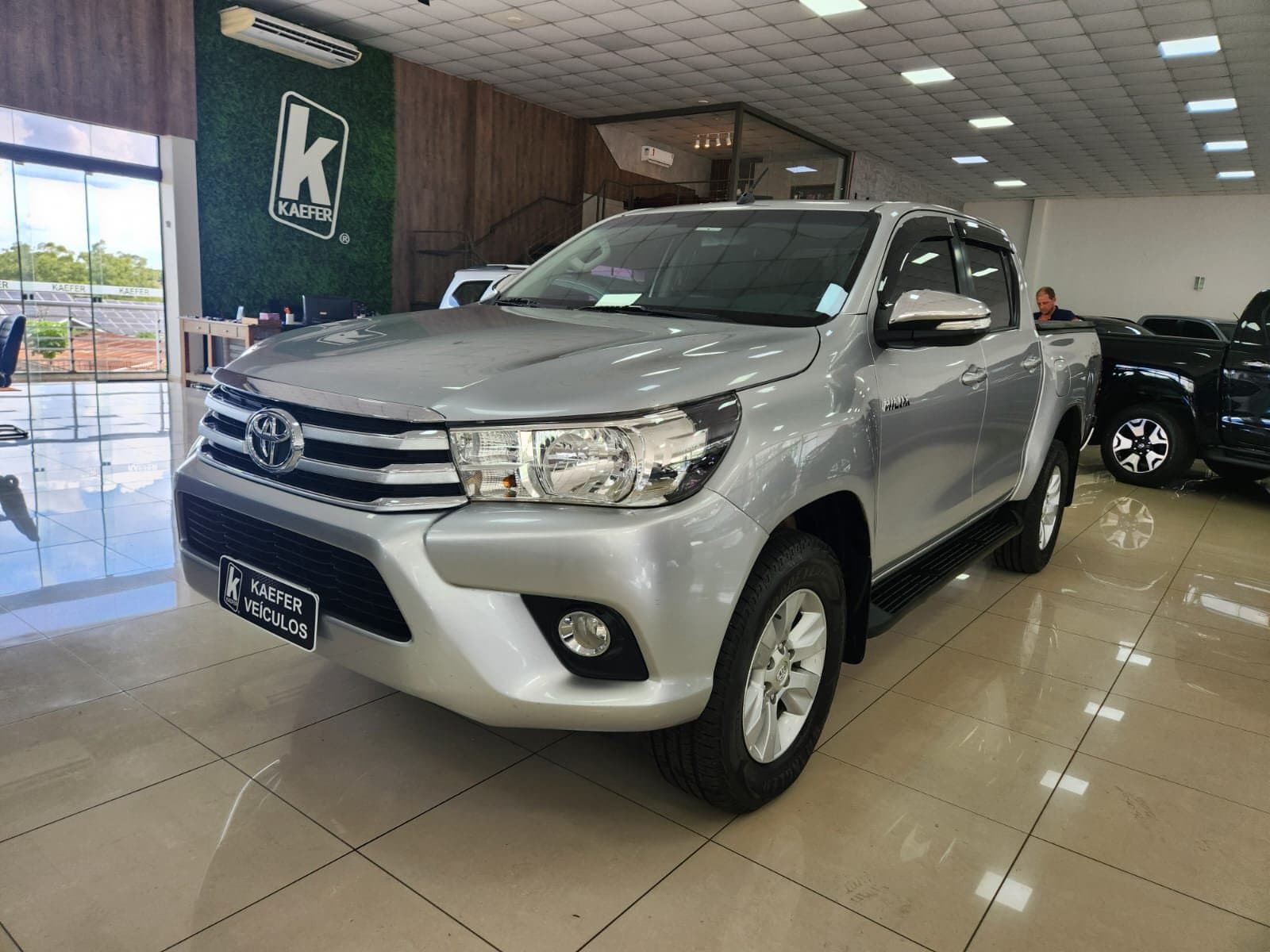 HILUX SRV