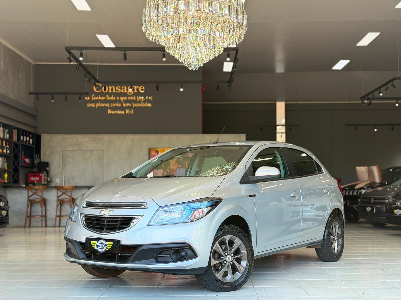 Chevrolet - Onix HATCH LT 1.4 8V FlexPower 5p Mec. - 2015