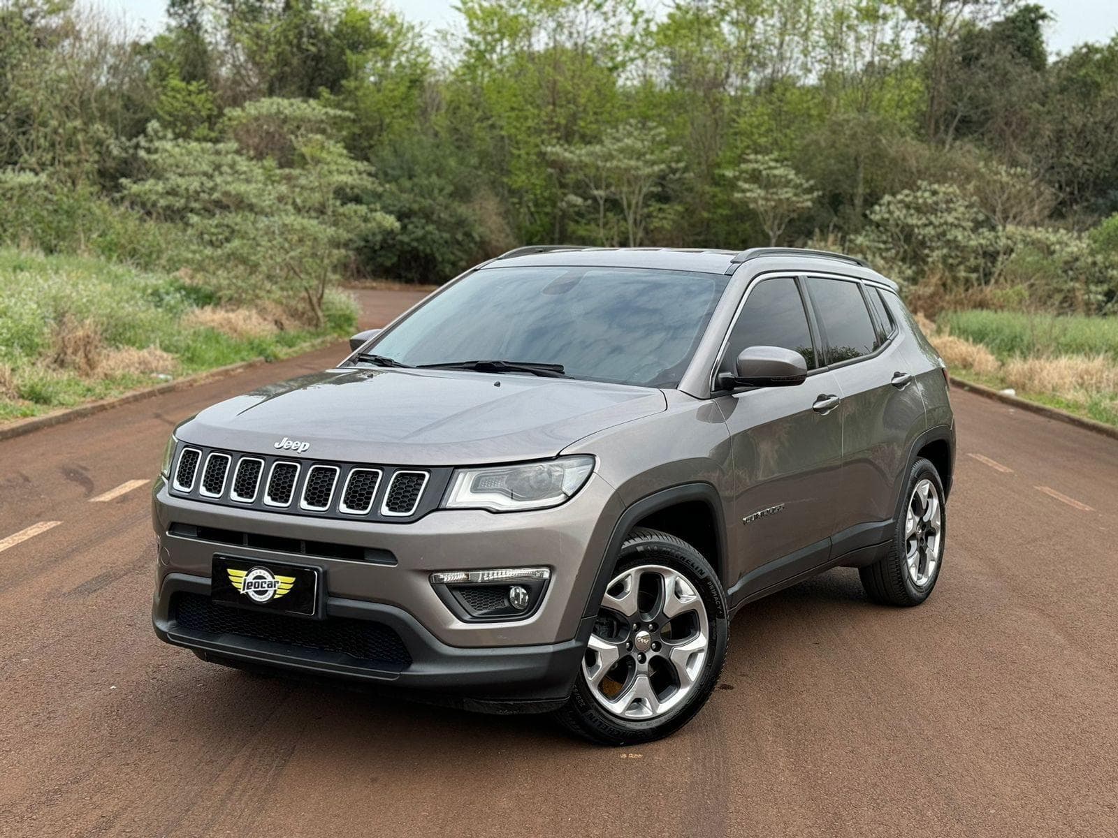 Jeep - Compass LONGITUDE 2.0 4x416V Aut. - 2019