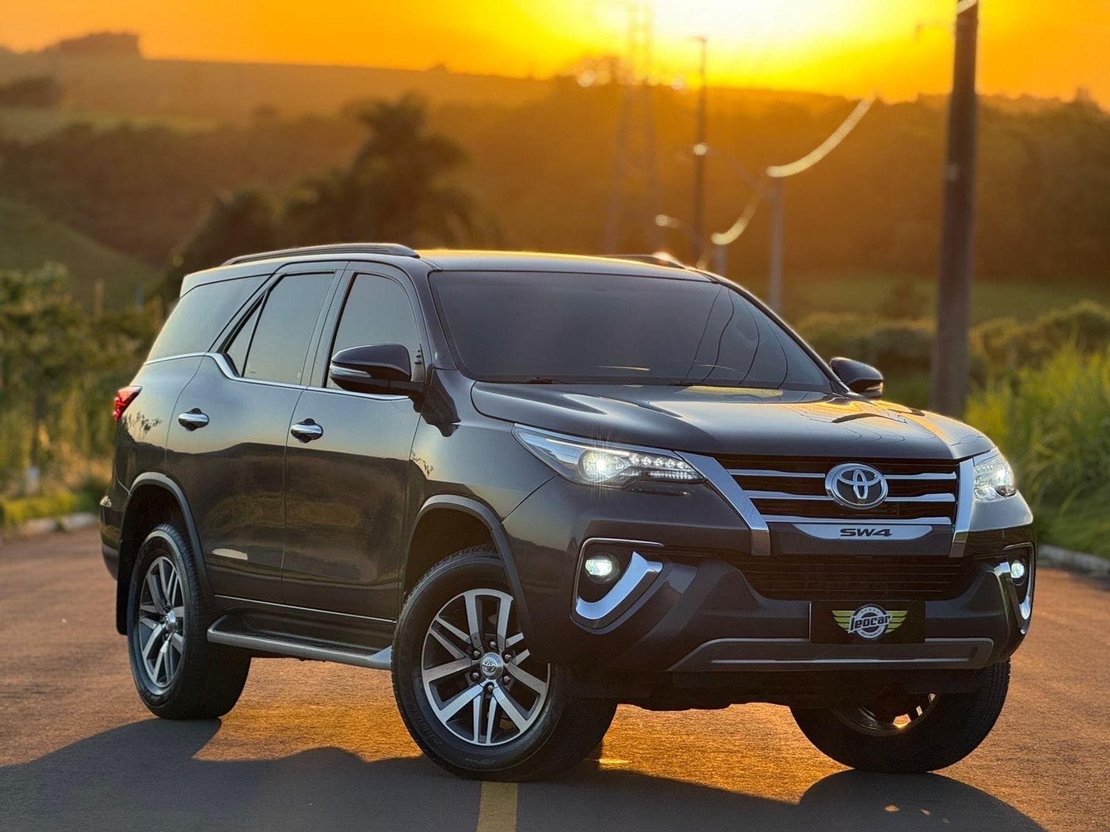 Toyota - Hilux SW4 SRX 4x4 2.8 TDI 16V Dies. Aut. - 2019