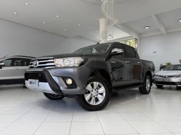 Toyota Hilux CD 4X4 SRV AUT 2017