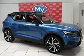 Volvo XC 40 T-5 R-DESIGN 2.0 252cv AWD 2020 Gasolina