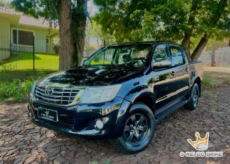 TOYOTA HILUX SRV 4X4 3.0 Turbo Diesel