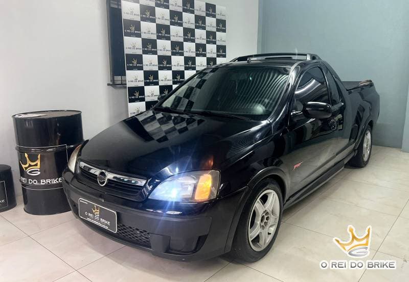 CHEVROLET Montana Conquest 1.4 completa