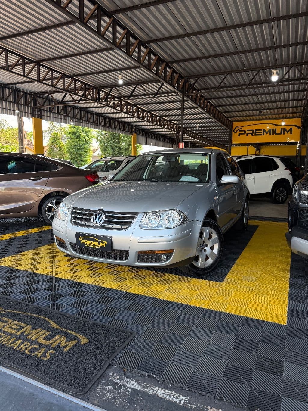 Bora 2.0/ 2.0 Flex 8v Aut.