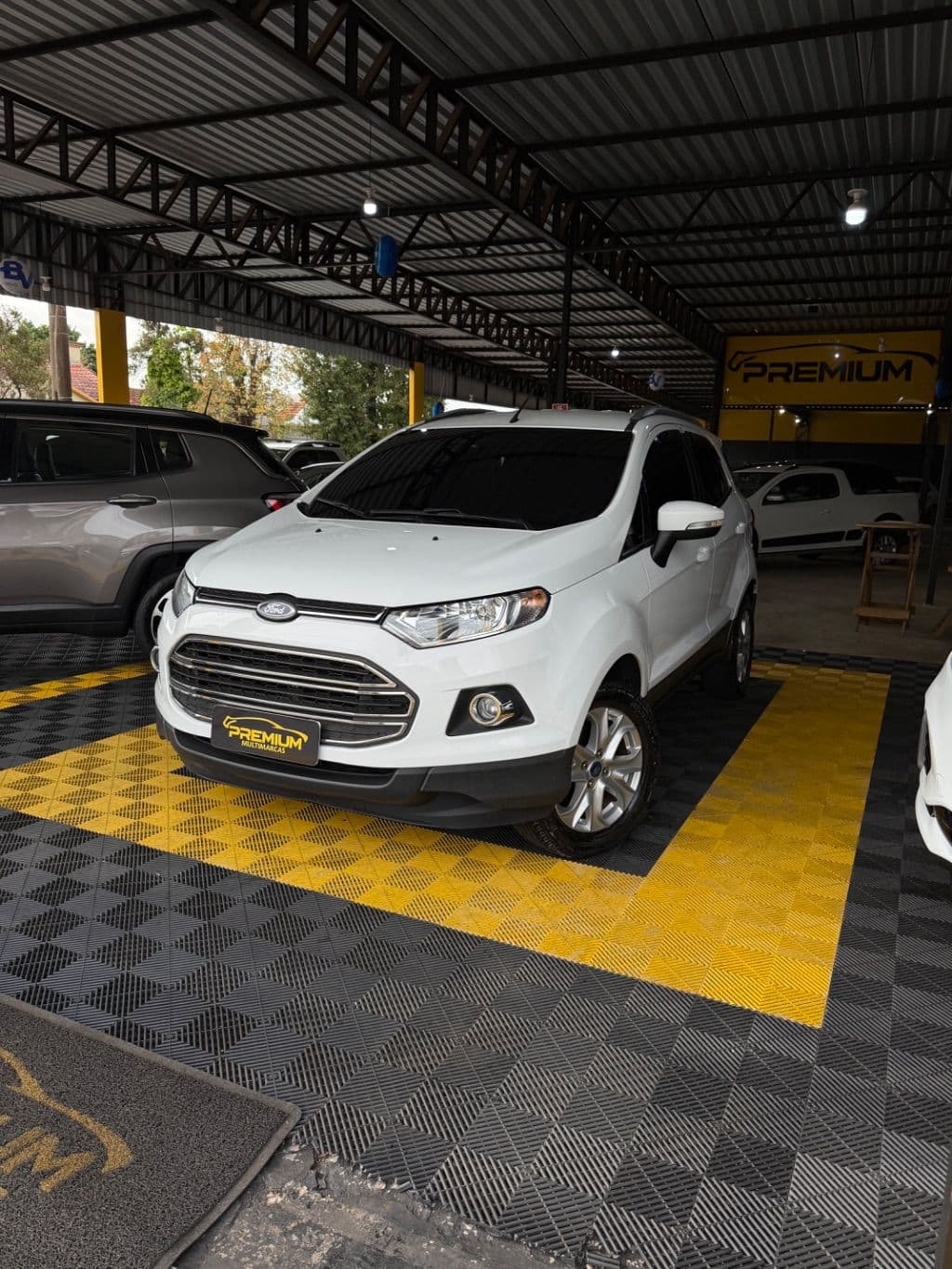 EcoSport TITANIUM 2.0 16V Flex 5p Aut.