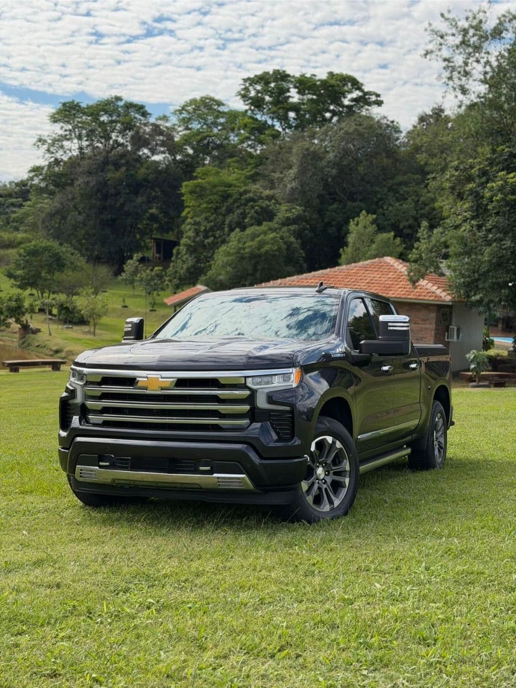 Silverado High Country 5.3 V8 AWD Aut.