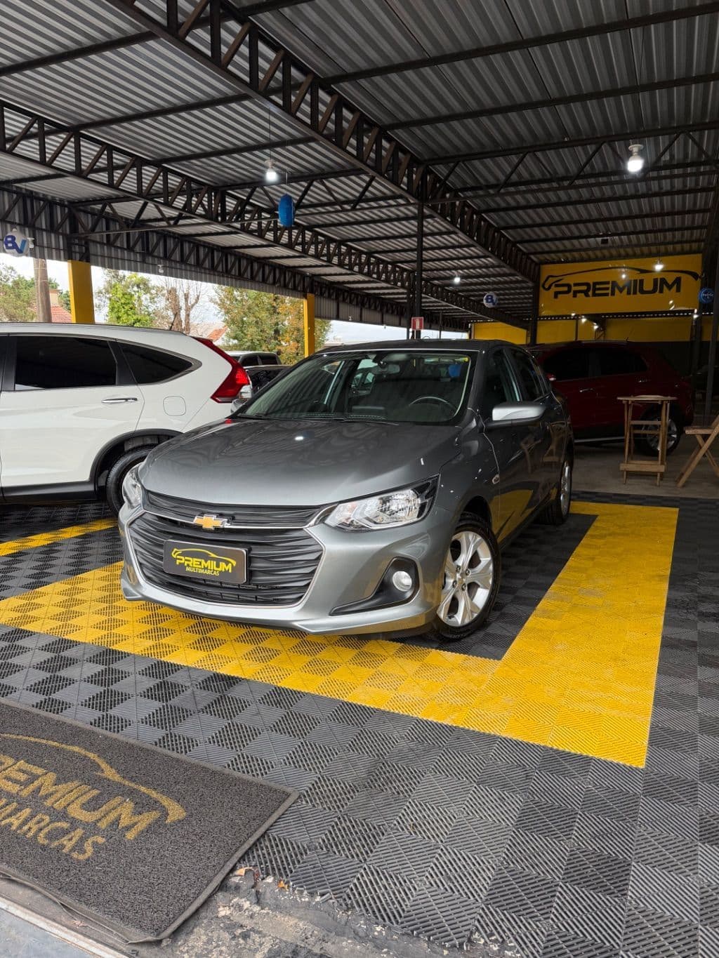 ONIX SEDAN Plus LTZ 1.0 12V TB Flex Aut.
