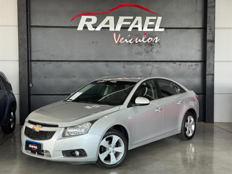 Cruze Sedan LT 1.8