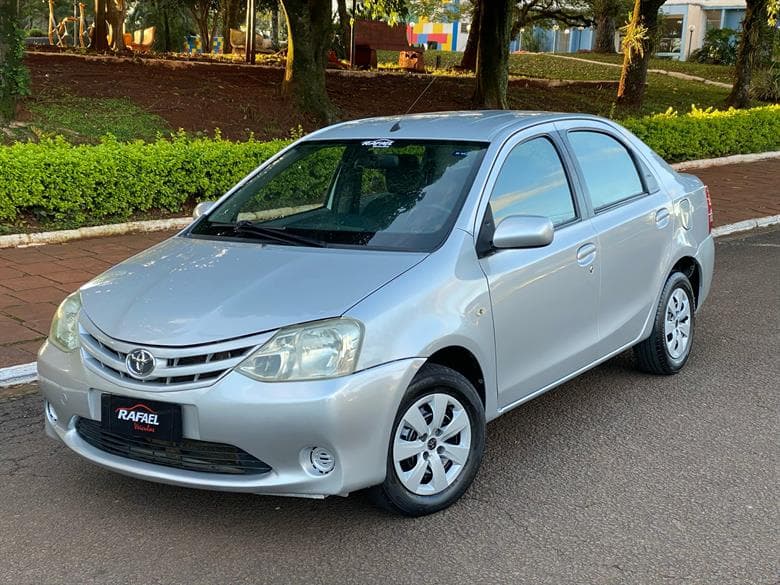 Etios XS Sedan 1.5