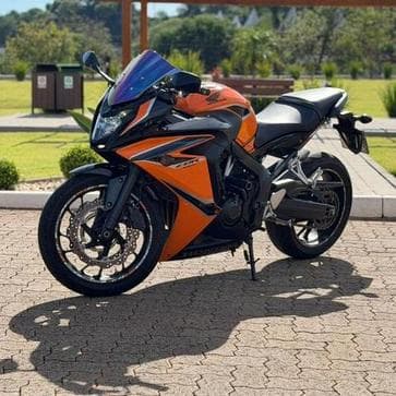 HONDA CBR 650F
