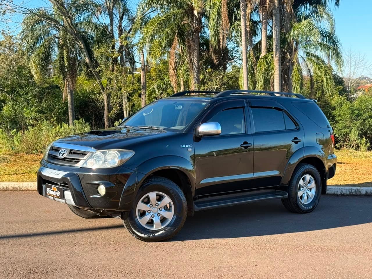 Toyota - Hilux SW4 SRV D4-D 4x4 3.0 TDI Dies. Aut - 2008