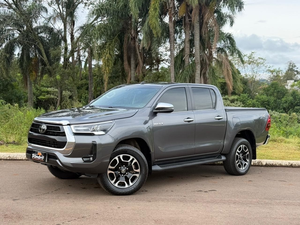 Toyota - Hilux CD SRX 4x4 2.8 TDI 16V Diesel Aut. - 2021