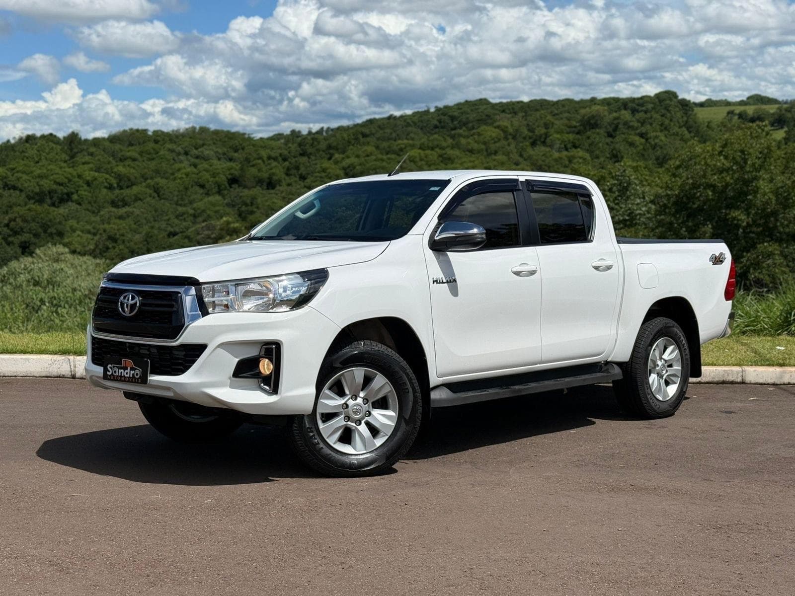 Toyota - Hilux CD SR 4x4 2.8 TDI Diesel Aut. - 2019
