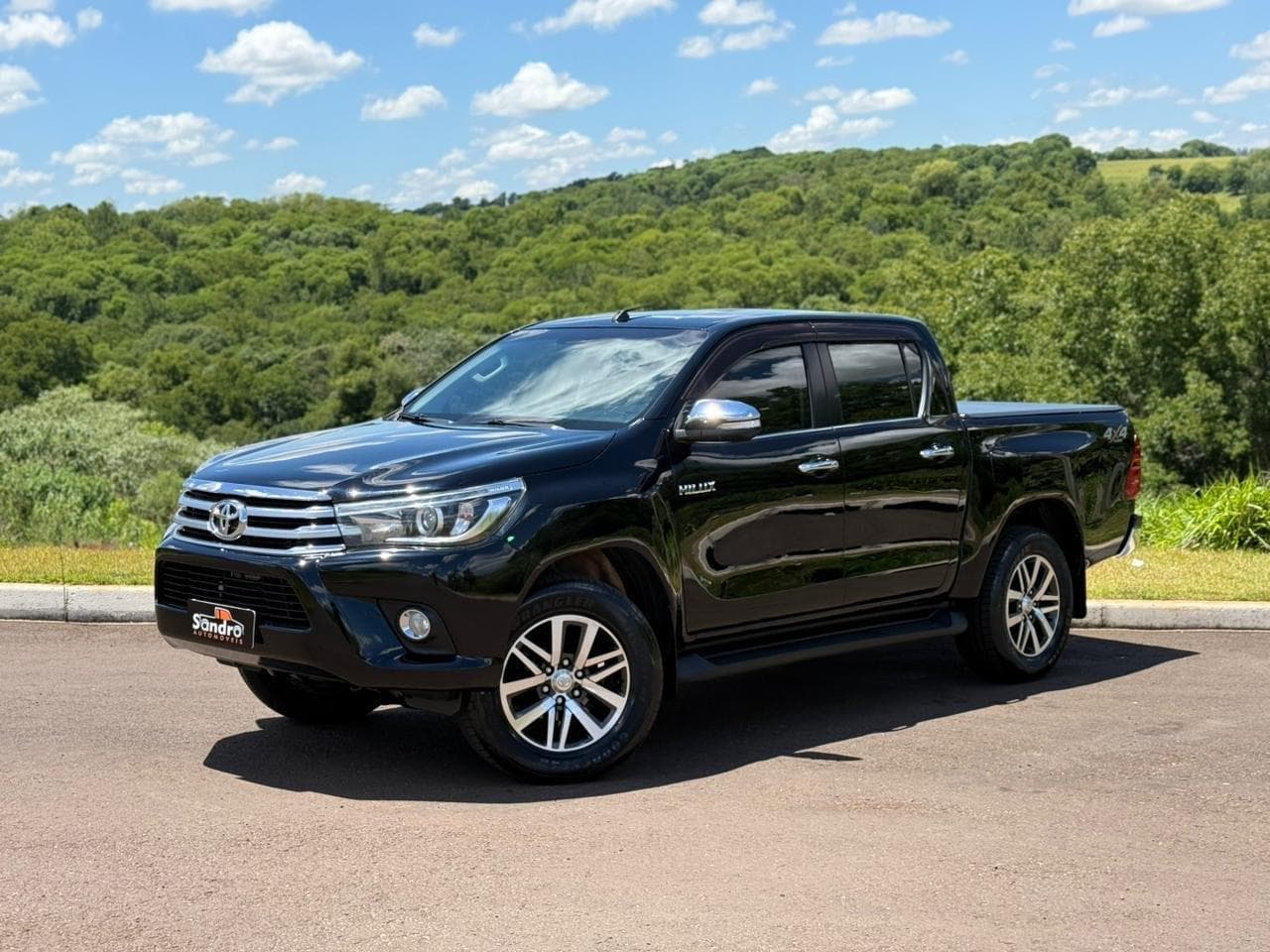 Toyota - Hilux CD SRX 4x4 2.8 TDI 16V Diesel Aut. - 2017