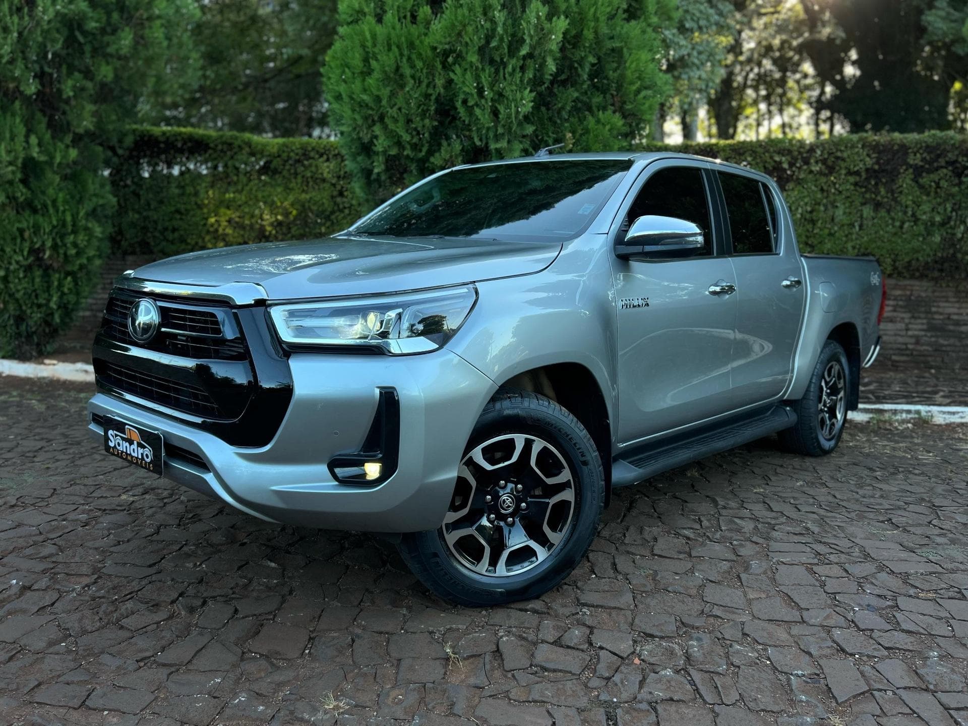 Toyota - Hilux CD SRX 4x4 2.8 TDI 16V Diesel Aut. - 2021