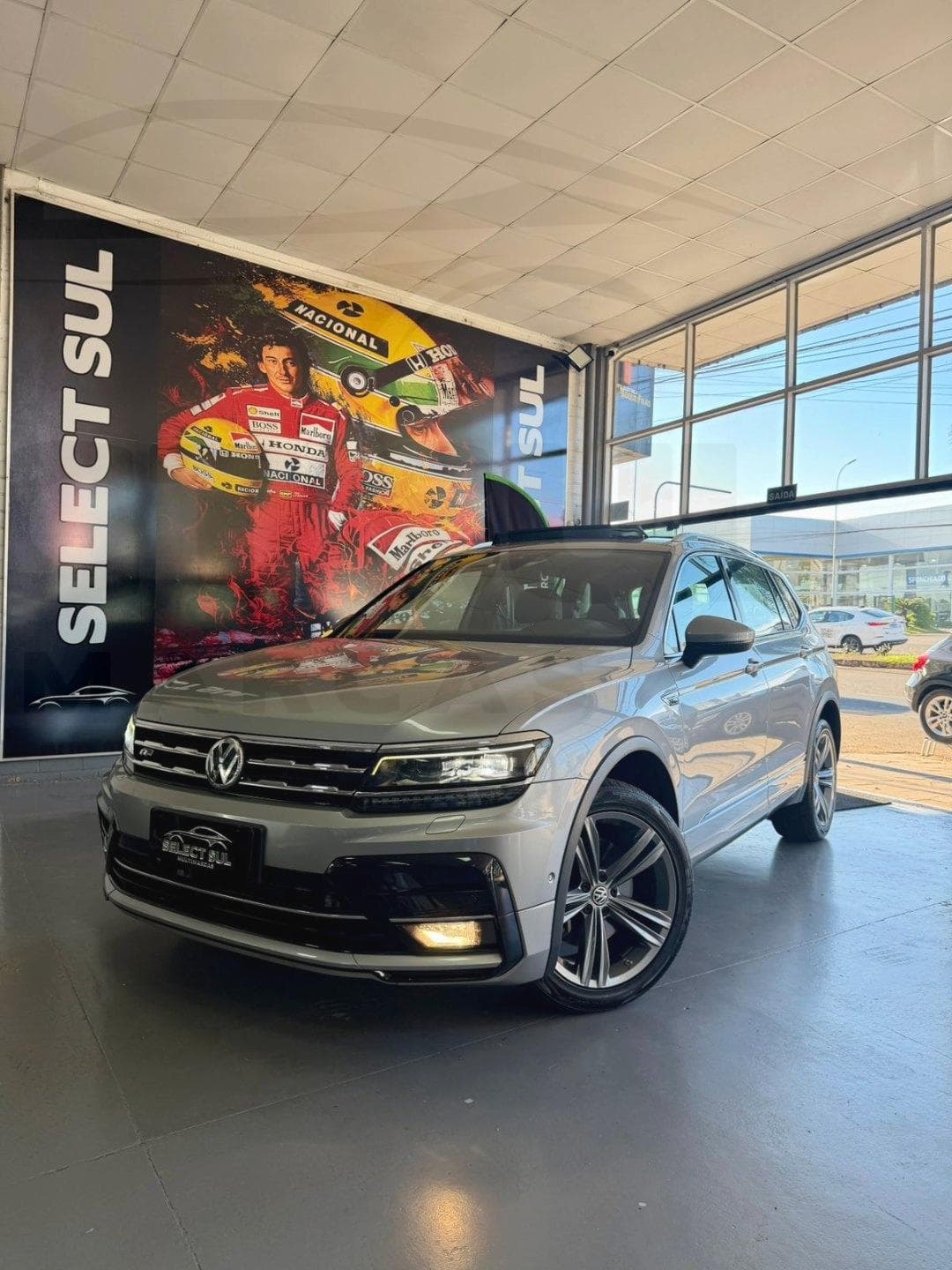 Volkswagen - Tiguan Allspac R-Line 350 TSI 2.0 4x4 - 2019