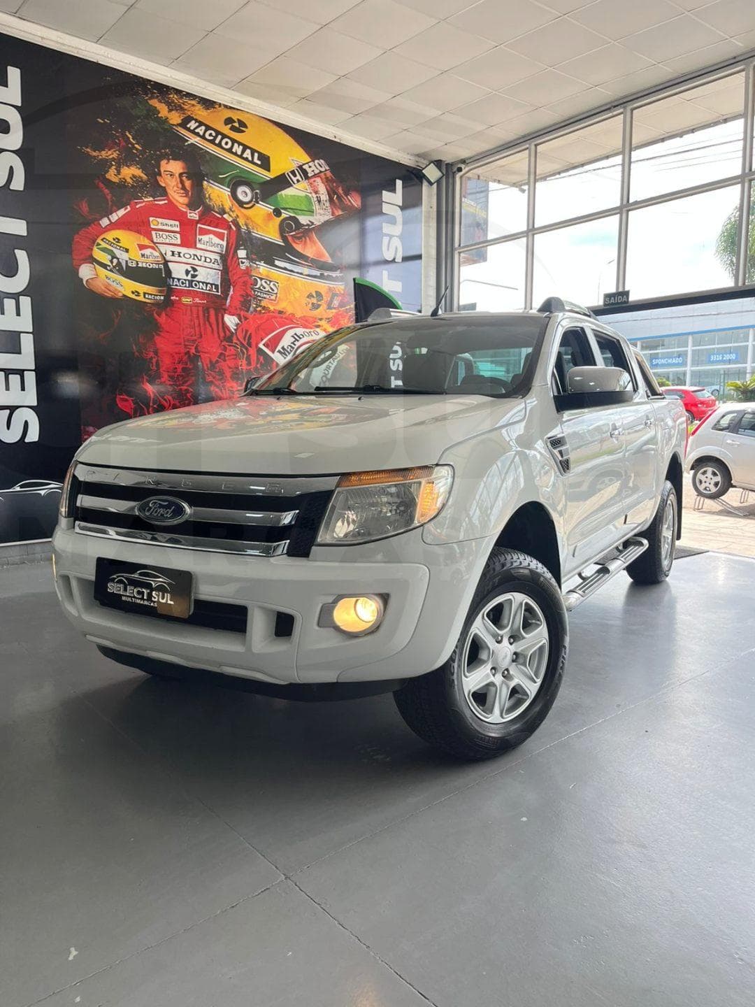 Ford - Ranger XLT 2.5 16V 4x2 CD Flex - 2014