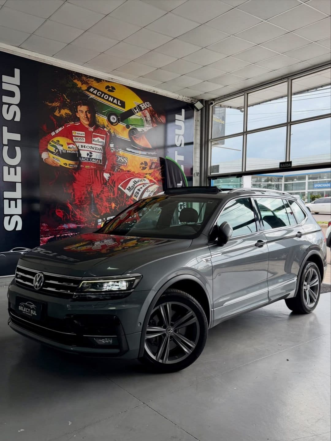 Volkswagen - Tiguan Allspac R-Line 350 TSI 2.0 4x4 - 2019