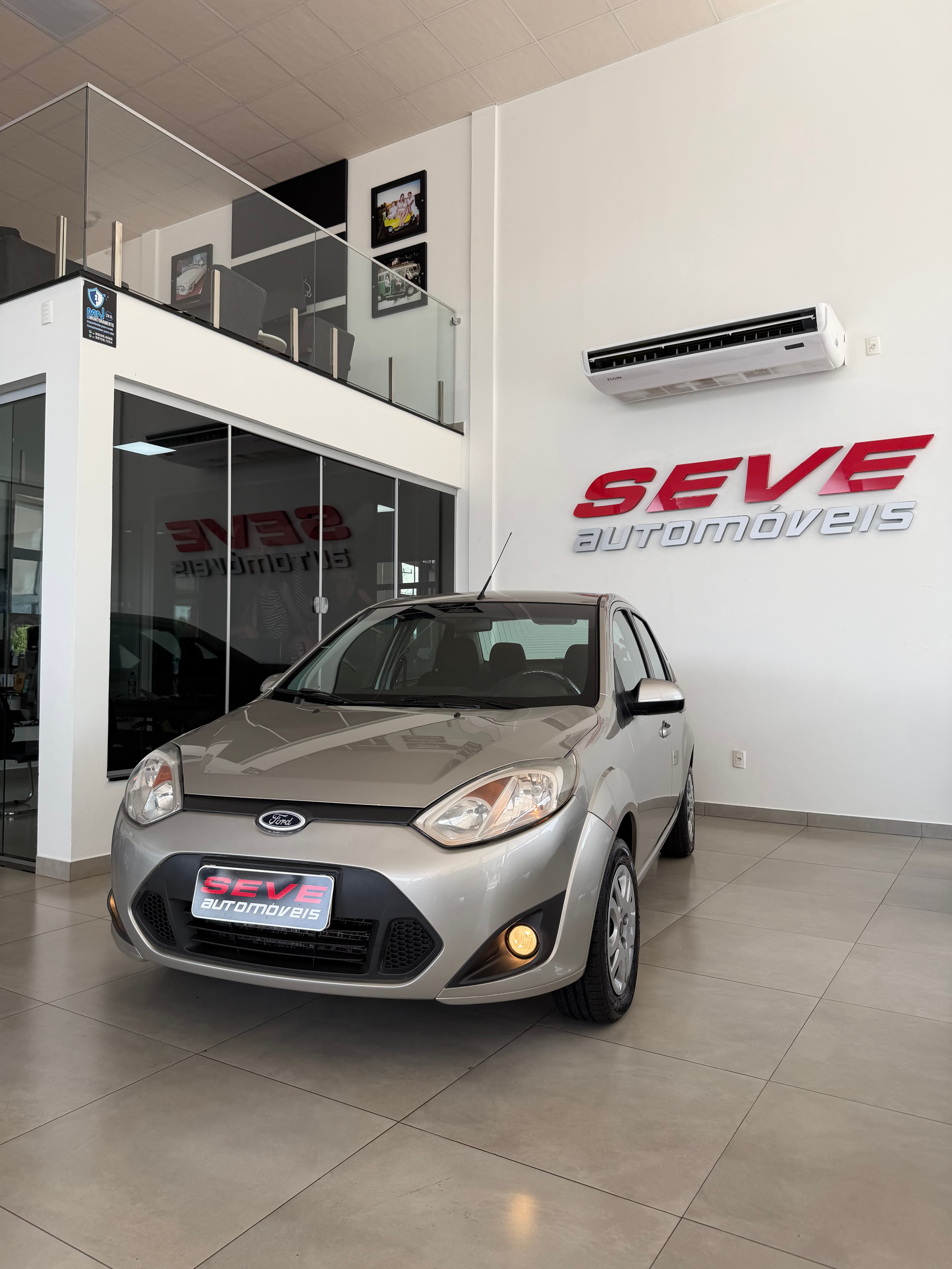 Ford Fiesta Sedan 1.6 8v
