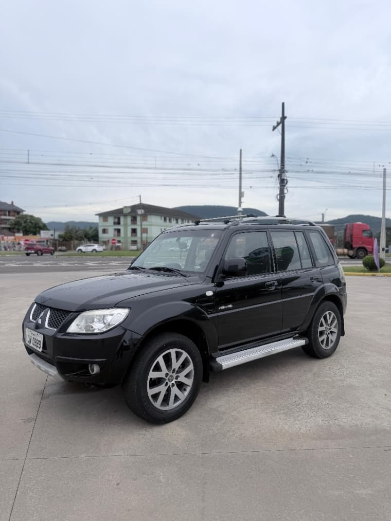 PAJERO TR4 2.0 4X4 16V 140CV FLEX 4P AUTOMÁTICO