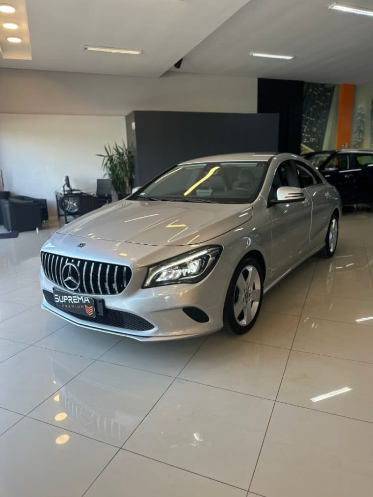 CLA 180 1.6 CGI GASOLINA 7G-DCT