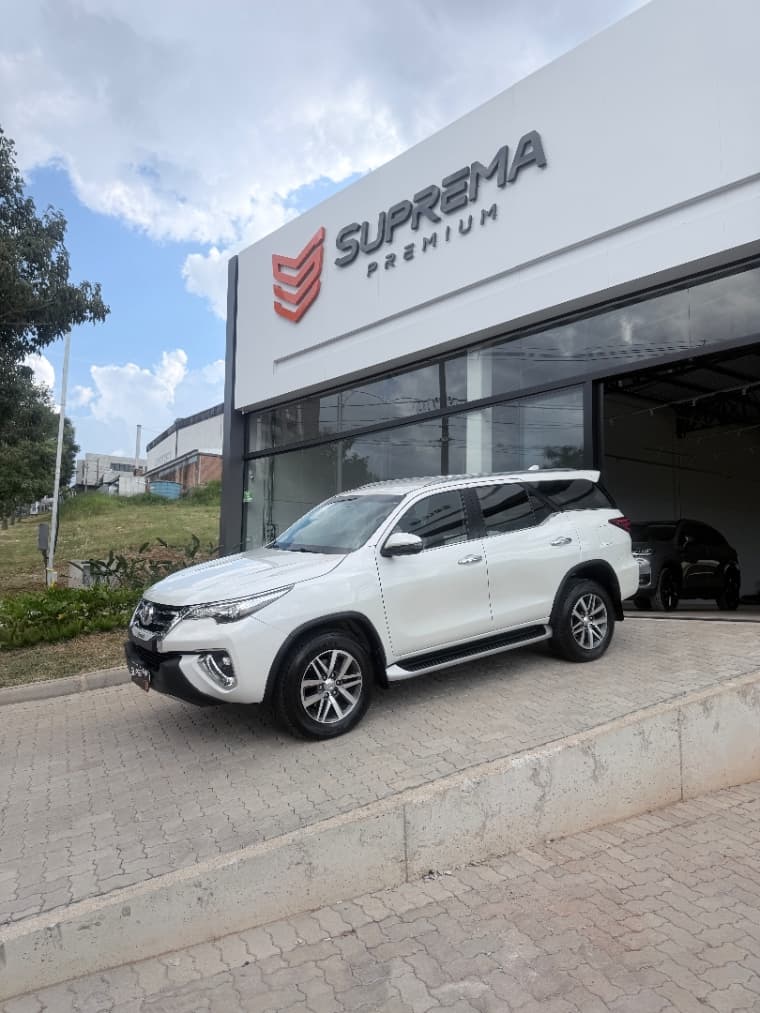 HILUX SW4 2.8 SRX 4X4 7 LUGARES 16V TURBO INTERCOOLER