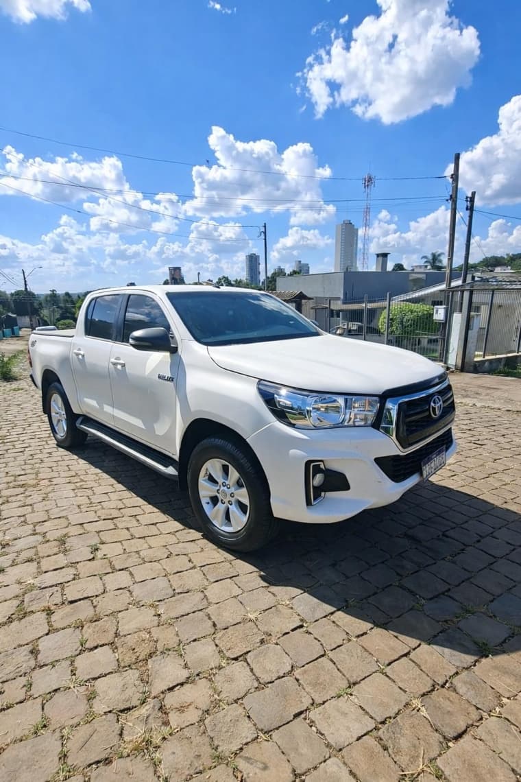 HILUX 2.8 SR 4X4 CD 16V DIESEL 4P AUTOMÁTICO