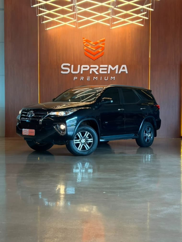 HILUX SW4 2.7 SRV 7 LUGARES 4X2 16V FLEX 4P AUTOMÁTICO