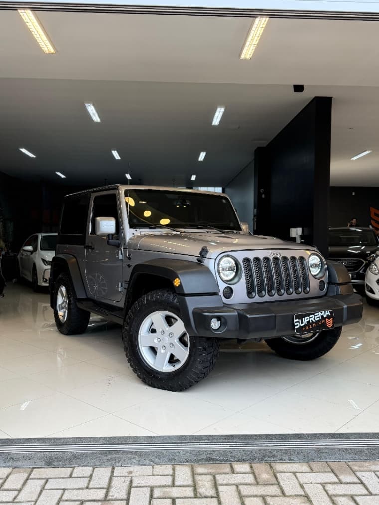 WRANGLER 3.6 SPORT 4X4 V6 12V GASOLINA 2P AUTOMÁTICO